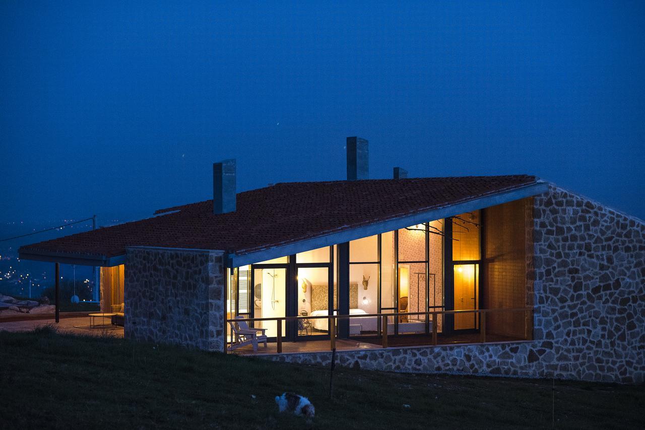 Suites Niditas Yuso Exterior photo